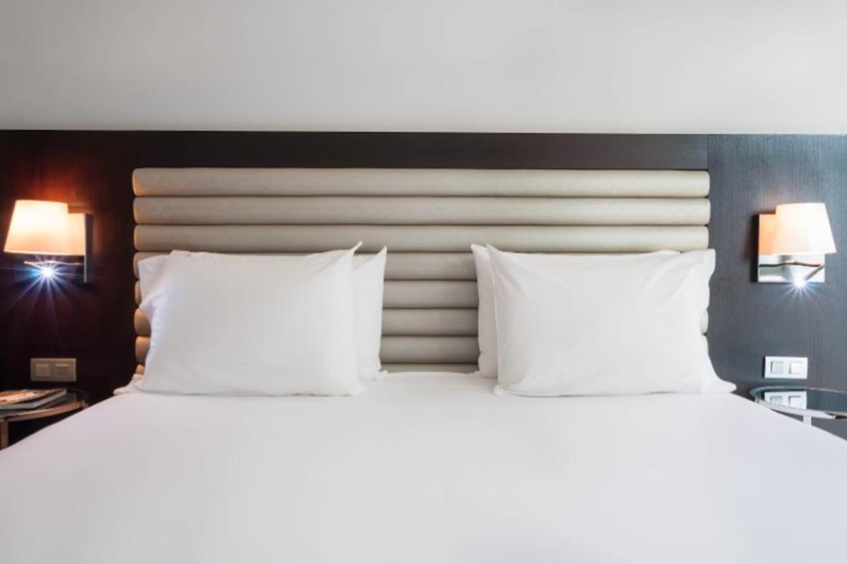 Exe Portals Nous (Adults Only) Hotel Ngoại thất bức ảnh