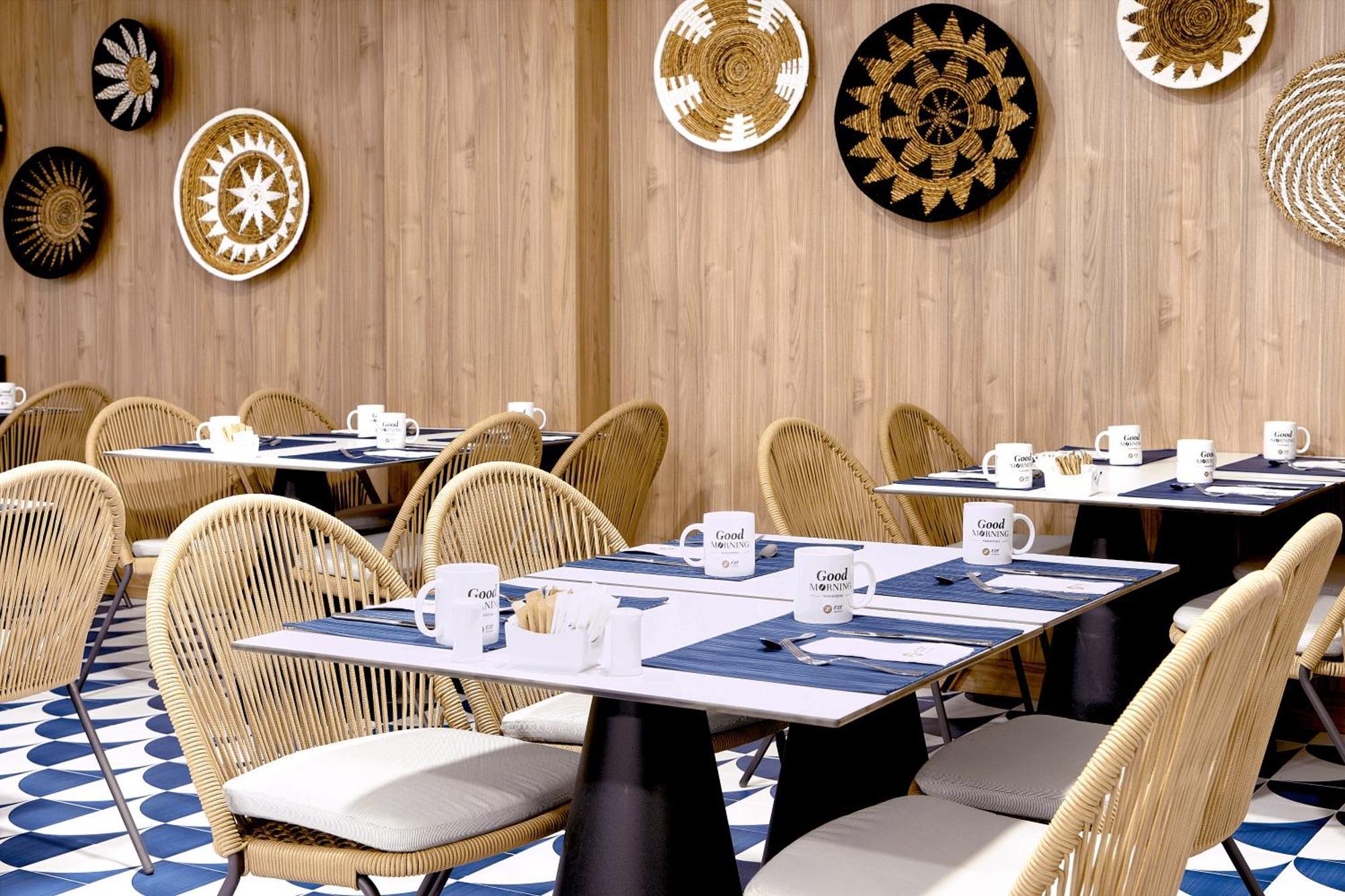 Exe Portals Nous (Adults Only) Hotel Ngoại thất bức ảnh