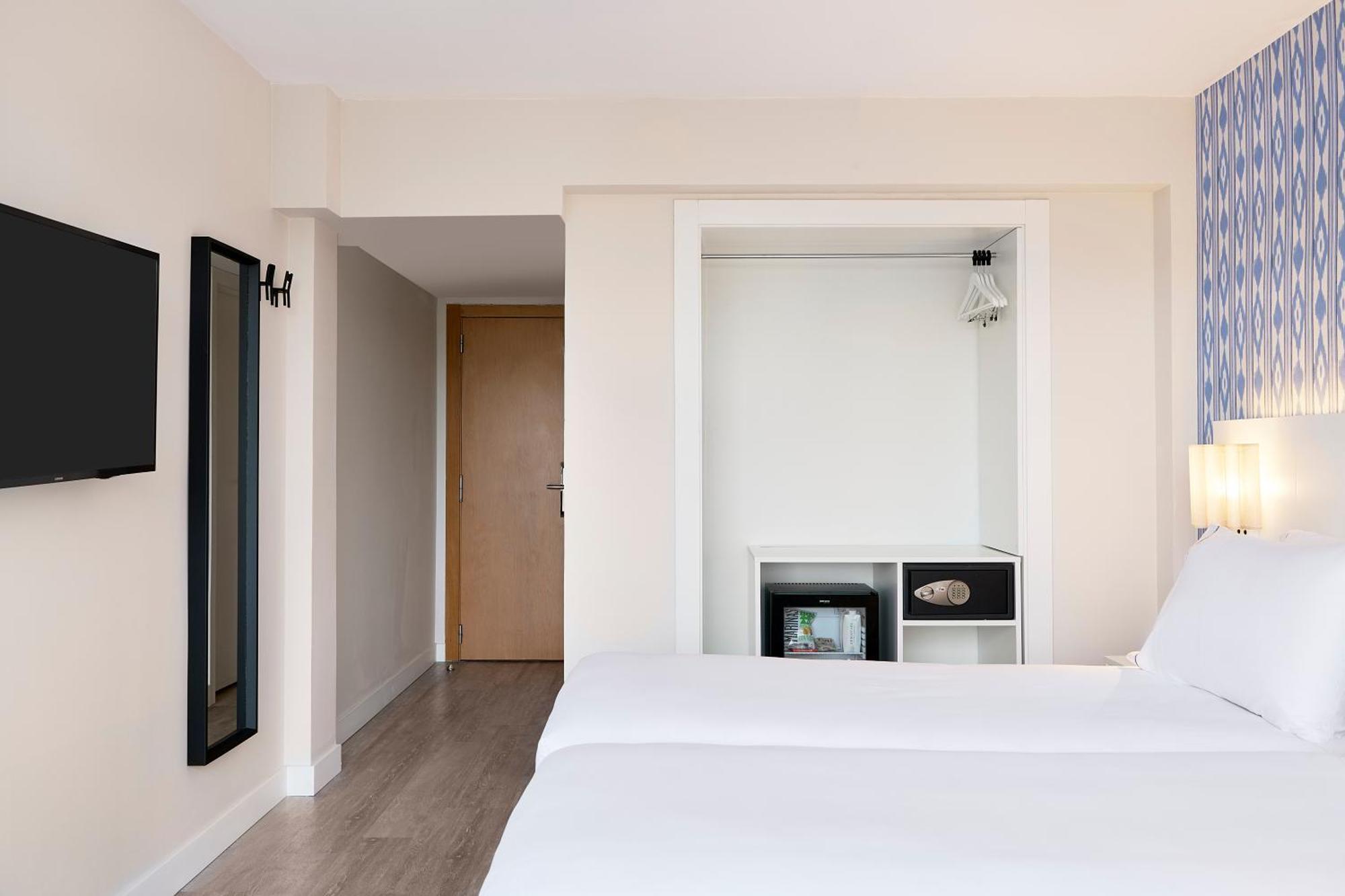 Exe Portals Nous (Adults Only) Hotel Ngoại thất bức ảnh