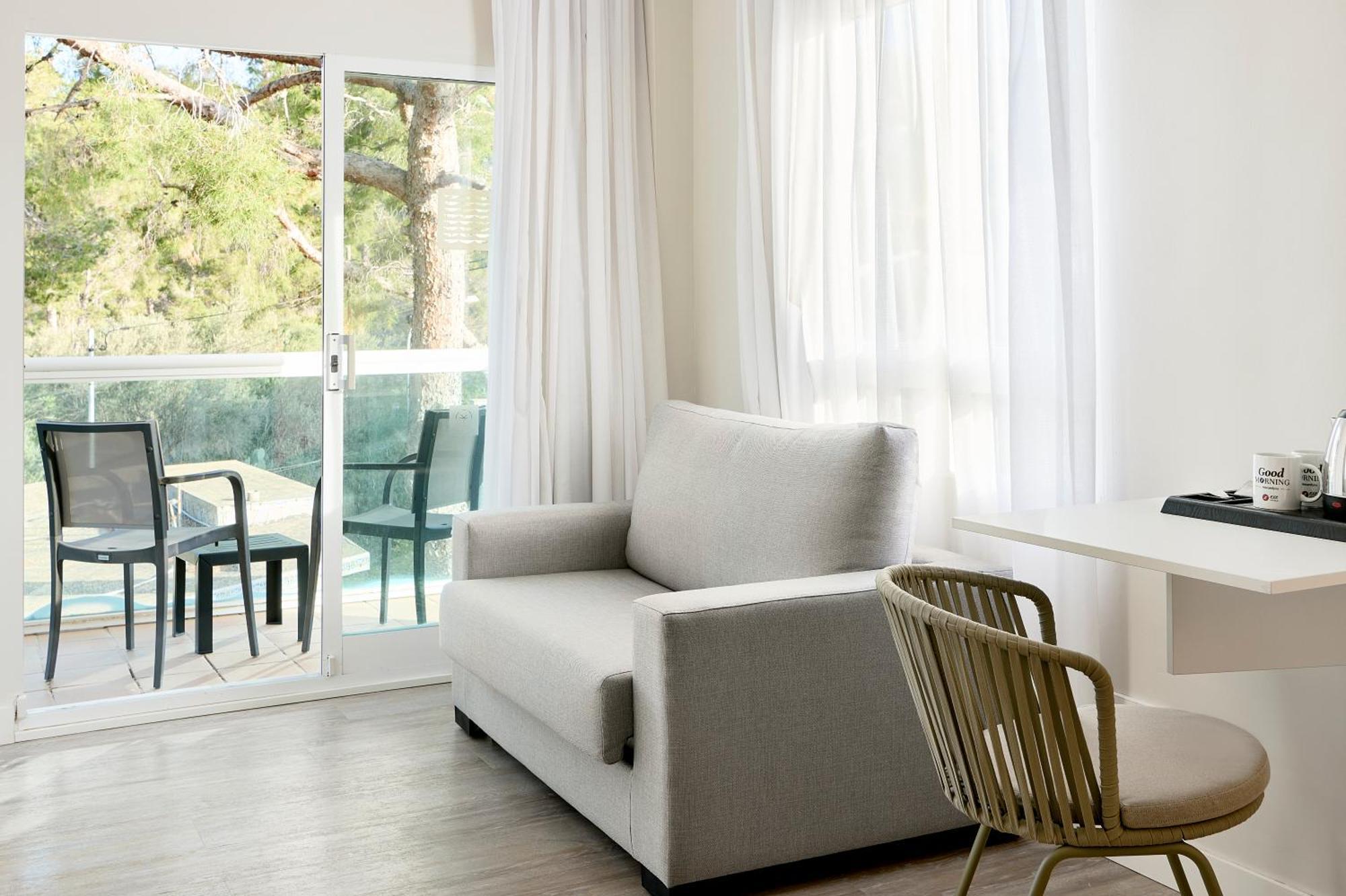 Exe Portals Nous (Adults Only) Hotel Ngoại thất bức ảnh