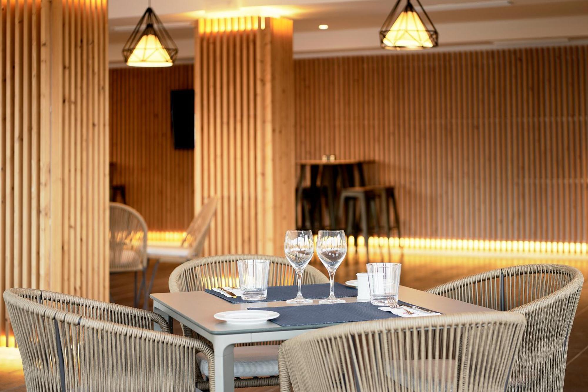 Exe Portals Nous (Adults Only) Hotel Ngoại thất bức ảnh