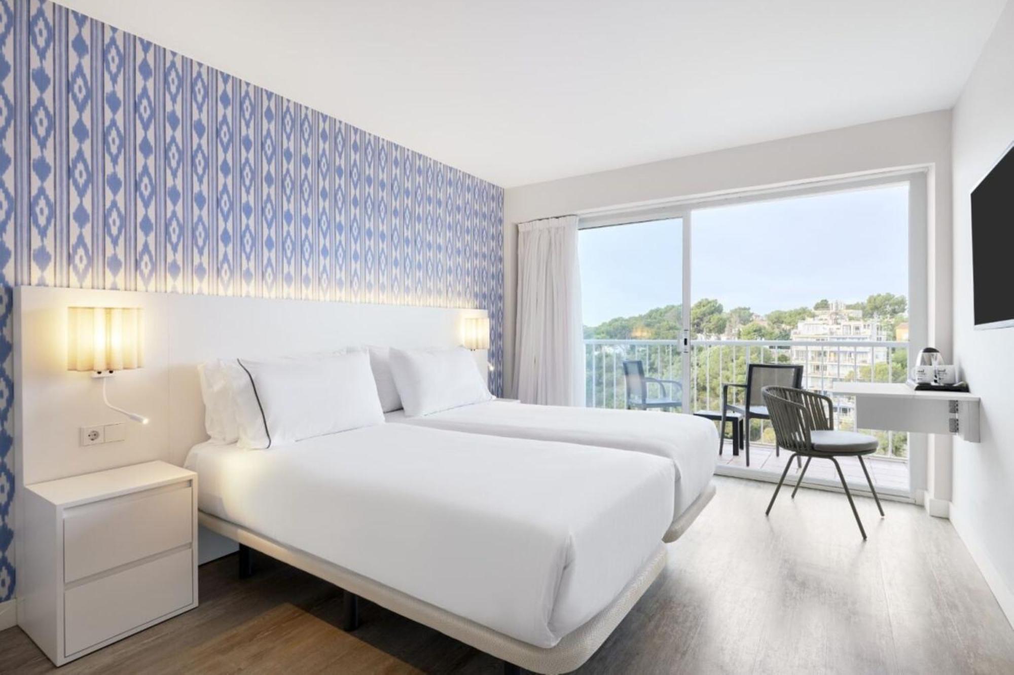 Exe Portals Nous (Adults Only) Hotel Ngoại thất bức ảnh